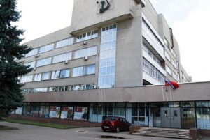 Отказавшуюся переезжать в «Венецию» костромичку наказали за спор с прокурором