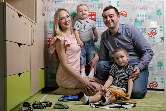 «Одна показуха!» Многодетные семьи в Костроме опровергли заявления о щедрых выплатах