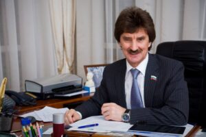 Депутат Флун Фагимович Гумеров Кострома Алмаз-холдинг