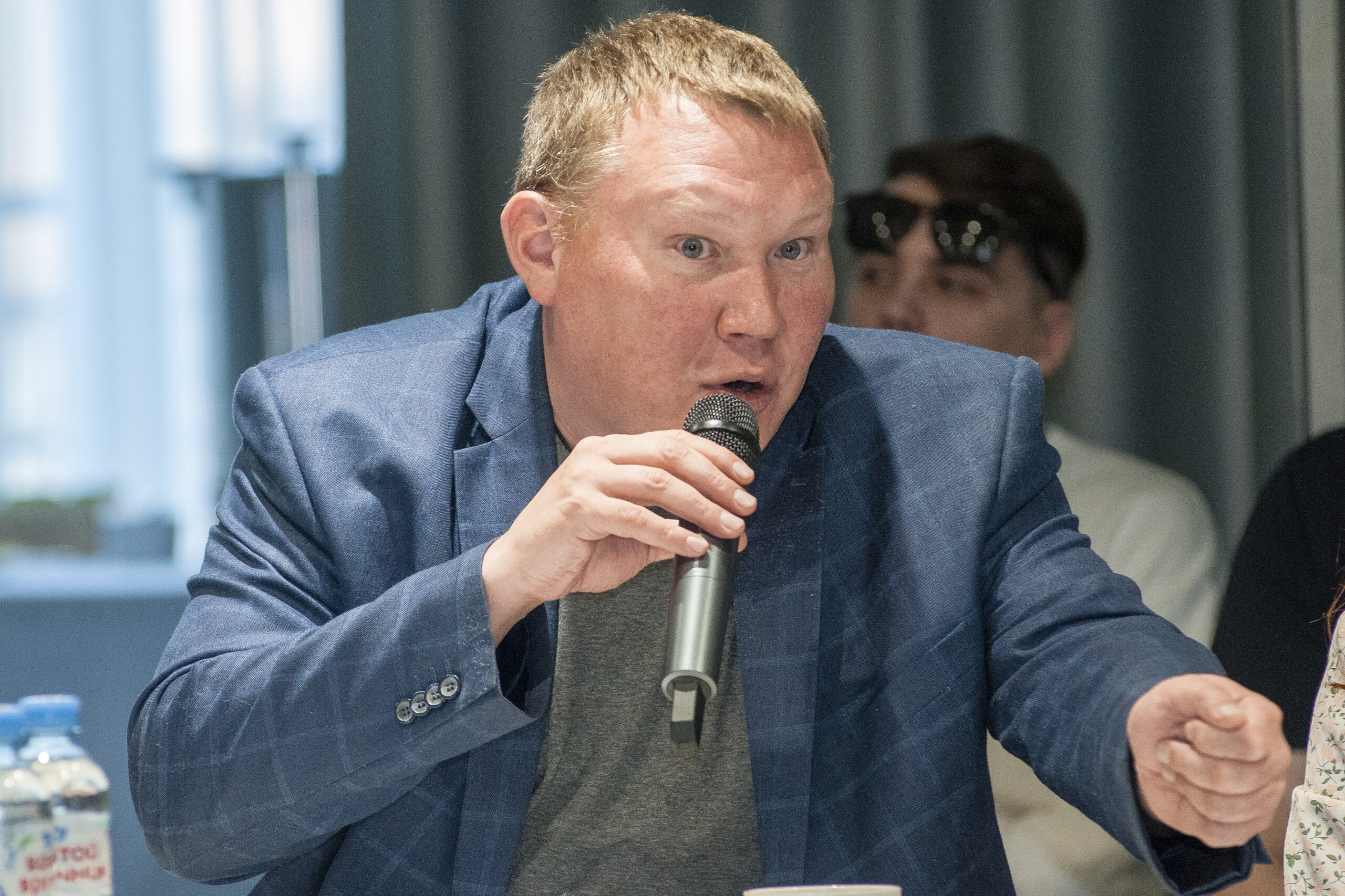 Адвокат Артём Тимушев