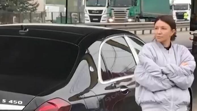 Помещица дня: арестованная блогер Блиновская скупила целую деревню под Костромой